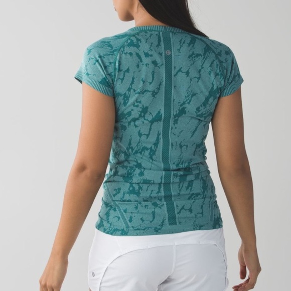 Lululemon Swiftly Tech Short Sleeve Crew
Heathered Forage Teal - Picture 3 of 9